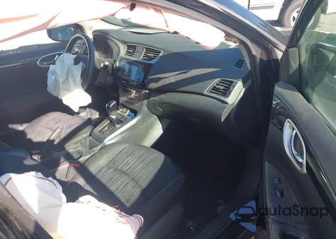 2018 Nissan Sentra Sv z USA, uszkodzony, nr VIN 3N1AB7AP0JY212653